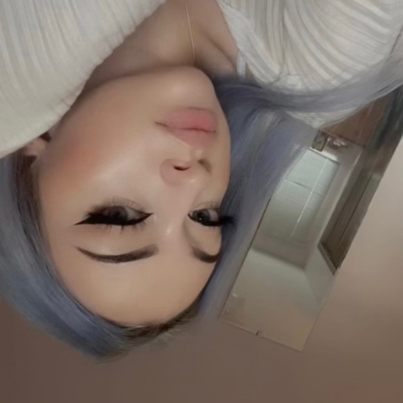 Meet your Posher, Alexiaa - Picture 1 of 1